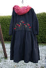 Ewa i Walla WINTER SPECIALS Kleid 55886 ALEXANDRA in schwarz mit Stickereien - reine Knitterbaumwolle2