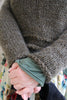 Esmeralda Pullover YASUKA in khaki meliert - softe Merinowolle, Alpaka & Mohair5