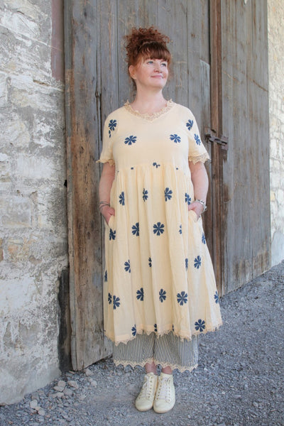 Ewa i Walla Kleid 55846 SOLBRITT in creme mit Flowerprint (blue flower) - Baumwolle aus groben Gewebe2