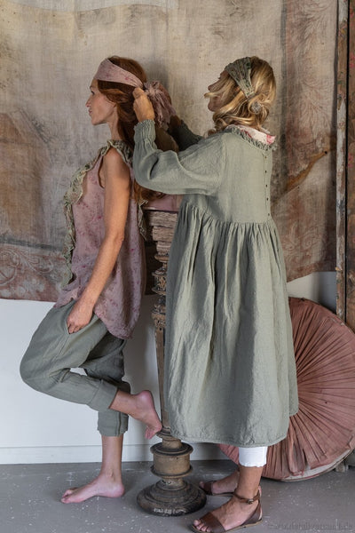 Les Ours Kleid SAMAYA in shabby mint (verbena) - reine Baumwolle in grober Struktur